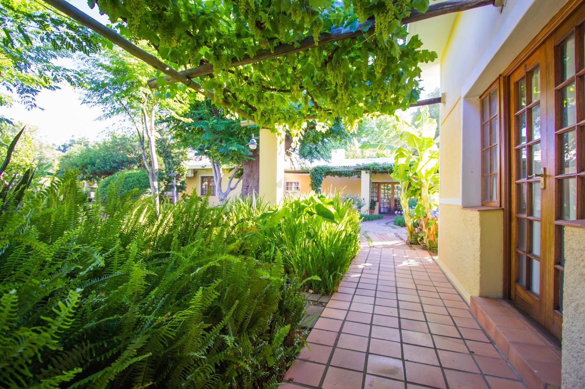 Libby'S Lodge Upington Exterior foto